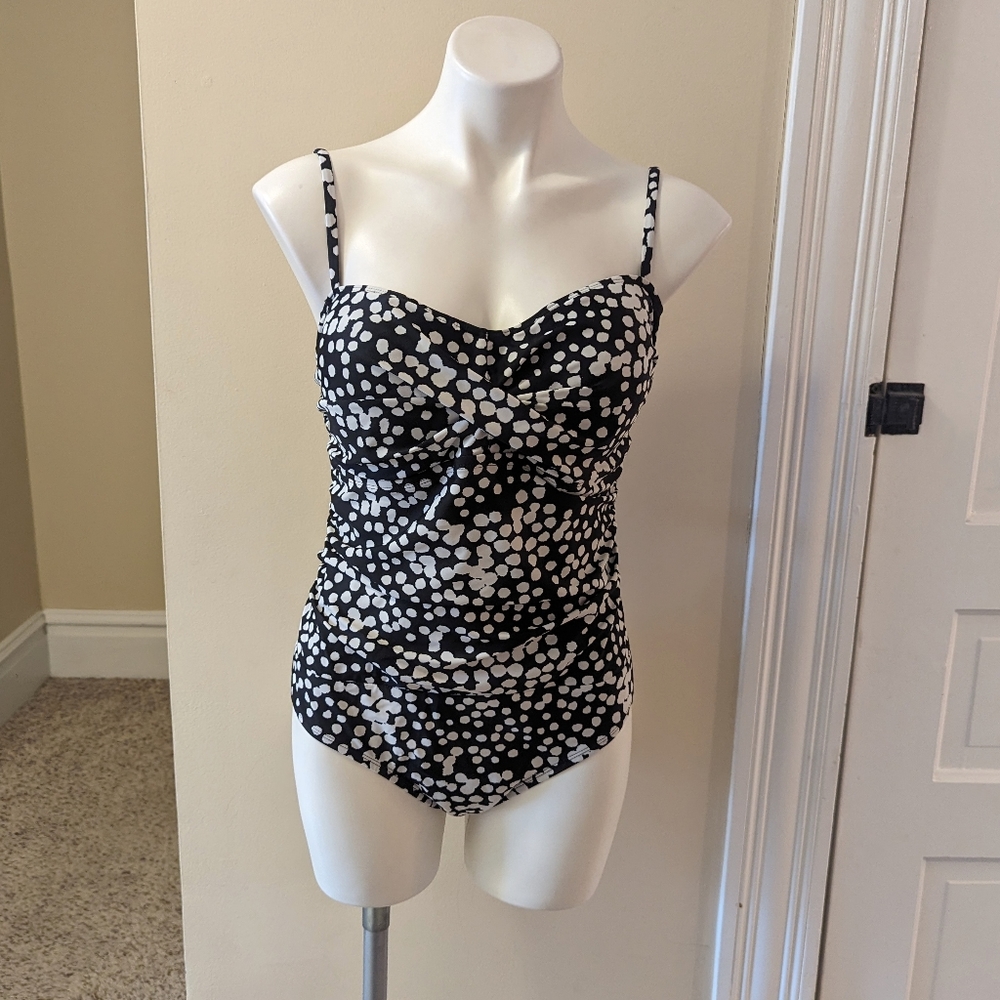 Catalina black with abstract white polka dots one piece bathing suit size XL